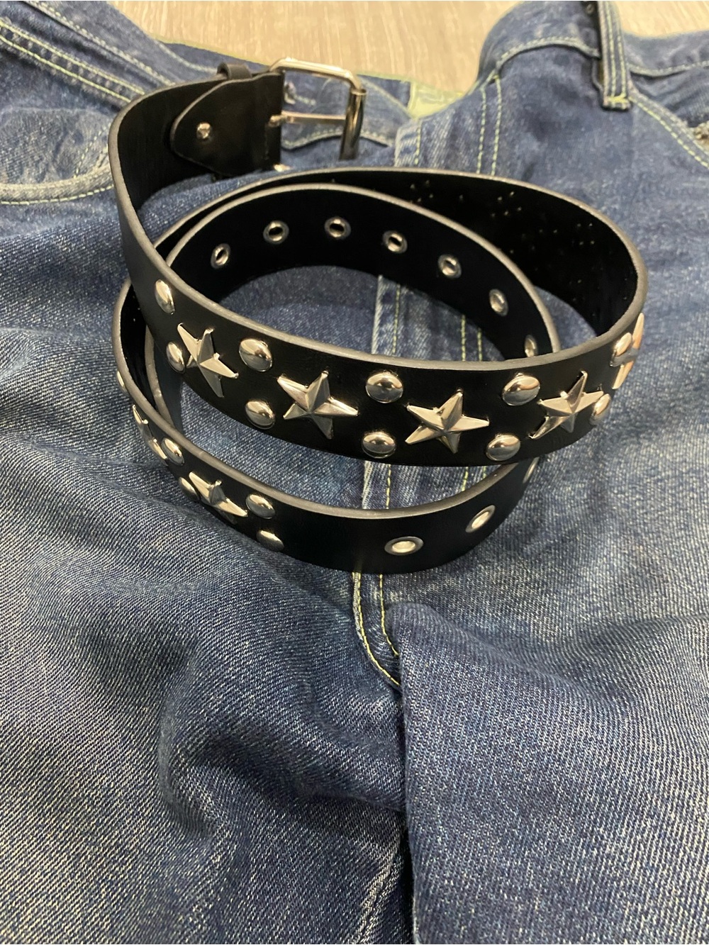 Black Star Studded Women's Belt